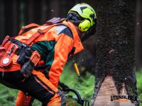 Cuffie antirumore 3M Peltor XPI con attacco elmetto, Bluetooth e microfono dinamico 31dB