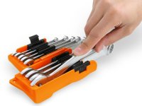 Set 9 chiavi combinate a cricchetto reversibile Beta 142/SC9I-E con supporto