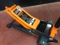 Sollevatore idraulico Beta 3029/2T ribassato a 4 ruote da 2t