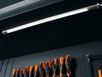 Profilo strip led con interruttore Soft Touch Beta 5000 RSC50 2.0/PLED-ST per arredo officina
