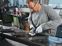 Bosch Kit martello, smerigliatrice e trapano con 2 batterie ProCore 18V, caricabatterie e borsone