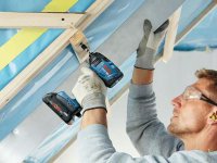 Bosch Kit trapano, avvitatore, perforatore e utensile multifunzione con 3 batterie e valigette
