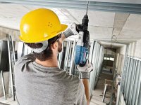 Bosch Martello perforatore a filo GBH 2-28 F Professional SDS Plus con mandrino sostituibile, 3,2J