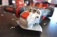 Smerigliatrice angolare X-LOCK Bosch in valigetta senza batteria GWX 18 V-10 SC
