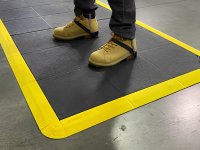 Tappeto antifatica modulare pieno Carvel 90x90cm in gomma nitrilica per traffico pedonale e carrelli