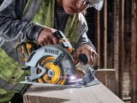 Sega circolare DeWalt DCS573 190mm in kit con 2 batterie 5,0Ah Powerstack