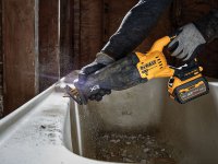 Sega universale DeWalt DC386 tagli 300mm in kit con 2 batterie 5,0Ah Powerstack