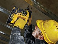 Tassellatore DeWalt DCH273 SDS-Plus, 2.1J in kit con 2 batterie 5,0Ah Powerstack