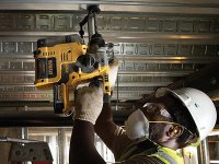 Tassellatore DeWalt DCH273 SDS-Plus, 2.1J in kit con 2 batterie 5,0Ah Powerstack
