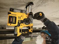 Tassellatore DeWalt DCH273 SDS-Plus, 2.1J in kit con 2 batterie 5,0Ah Powerstack