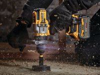 Kit Trapano avvitatore a percussione DeWalt DCD999 con 2 batterie 5,0Ah Powerstack
