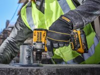 Avvitatore ad impulsi DeWalt DCF921 406Nm in kit con 2 batterie 5,0Ah Powerstack