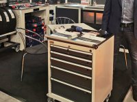 Carrello portautensili Fami Master con 7 cassetti ad estrazione regolabile bicolore, 561x726x1022mm