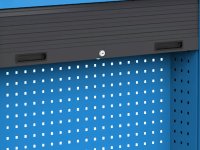 Parete attrezzata Fami Work Look 2000x300x1064mm blu con armadio a tapparella e 240 ganci