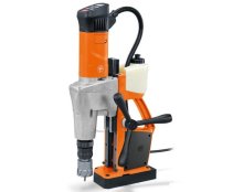 Trapano magnetico Fein KBM 50 UQW con punta a corona per metallo, 1200W Trapano magnetico Fein KBM 50 UQW con punta a corona per metallo, 1200W