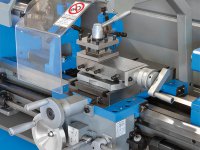 Tornio parallelo Fervi T700 con cambio velocità a cinghia 230V 1,1kW