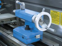 Tornio parallelo Fervi T700 con cambio velocità a cinghia 230V 1,1kW