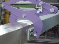 Pinza a pantografo Finat CGC-N per sollevamento manufatti, portata 0,25-0,5 ton