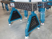 Supporto saldatura con ruote SteelExpert Trestle GPPH spessore 25mm, fori 28mm in griglia diagonale