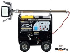 Macchina multifunzione 4 in 1: generatore, compressore, moto saldatatrice e faro