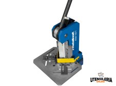 Scantonatrice manuale per lamiera AKM 100T Metallkraft, taglio max 3mm Scantonatrice manuale per lamiera AKM 100T Metallkraft, taglio max 3mm