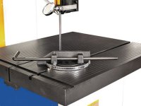 Segatrice a nastro verticale VMBS 2012 HE Metallkraft avanzamento elettronico tavola, 508mm