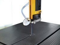 Segatrice a nastro verticale VMBS 2613E Metallkraft avanzamento elettronico tavola, 658mm