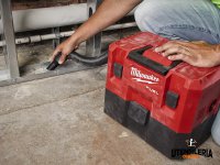 Aspiratore solidi/liquidi a batteria Milwaukee M12 Fuel FVCL-0