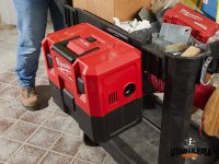 Aspiratore solidi/liquidi a batteria Milwaukee M12 Fuel FVCL-0