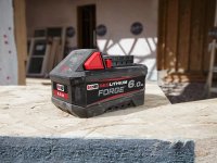 Batteria ad alte prestazioni Milwaukeee M18 FB6 RedLithium Forge da 6.0Ah