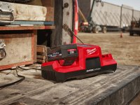 Caricabatterie simultaneo super rapido Milwaukee DBSC per batterie M18