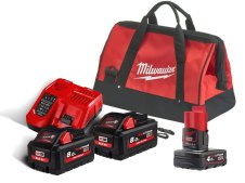 Energy Pack Milwaukee con 2 batterie M18 8.0Ah e caricabatterie + batteria M12 OMAGGIO