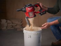Aspiratore compatto Milwaukee M18 CV-0 fornito senza batteria