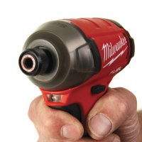 Avvitatore ad impulsi compatto silenzioso Milwaukee M18 FQID-502X in Kit