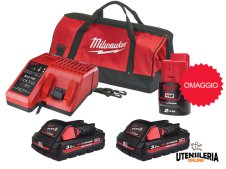 Energy Kit M18 HNRG-302 Milwaukee con 2 batterie 3Ah e caricabatterie + batteria M12 OMAGGIO