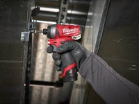 Trapano a percussione Milwaukee M12 Fuel FPD + Avvitatore ad impulsi M12 FID IN OMAGGIO