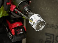 Set 13 seghe a tazza bi-metalliche Milwaukee Hole Dozer, 20-76mm + Set punte RED HEX in OMAGGIO