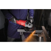 Smerigliatrice angolare Milwaukee 2200W AG22-230 D-SET con disco in valigetta