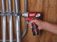 Trapano avvitatore Milwaukee compatto M12 BPD + Avvitatore ad impulsi M12 BID