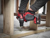 Kit Milwaukee 18V Trapano BLPD2 + Avvitatore ad impulsi BLIDR con 2 batterie e valigetta