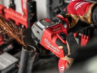 Kit Milwaukee 18V Trapano FPD3 + Avvitatore FID3 + Tassellatore FHX + Smerigliatrice ONEFSA