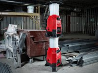 Lanterna LED da terra Milwaukee M18 ONE-KEY, 0-9000 lumen