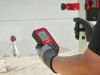 Livella laser rotante Milwaukee M18 Fuel RLOHV One-Key raggio orizzontale/verticale rosso, 1200mt