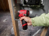 Kit Milwaukee 12V Trapano FPD2 + Avvitatore impulsi FID2 con 2 batterie 4ah e caricabatterie