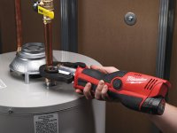 Pressatrice idraulica compatta Milwaukee M12 HPT in kit con ganasce TH 16-26