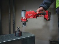 Punzonatrice a batteria Milwaukee M18 HKP con punzoni e matrici M16-M40 in Kit