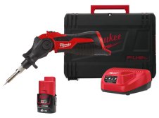Saldatore a batteria Milwaukee M12 SI 90W con testa orientabile in Kit Saldatore a batteria Milwaukee M12 SI 90W con testa orientabile in Kit