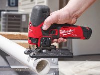 Seghetto alternativo per legno Milwaukee M12 Fuel FJS con 2 batterie, caricabatterie e valigetta