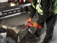 Smerigliatrice angolare Milwaukee M18 Fuel 125mm interruttore a slitta FSAG125XB+2 Batt. 5ah