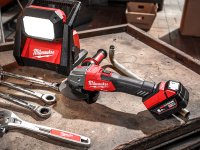 Smerigliatrice angolare Milwaukee M18 Fuel 125mm interruttore a slitta FSAG125XB+2 Batt. 5ah